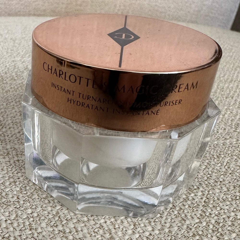 Charlotte Tilbury Magic Cream Full-size